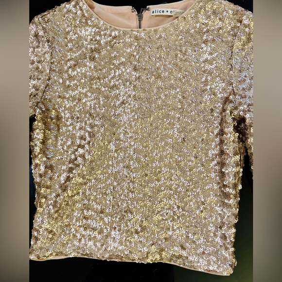 Alice + Olivia Gold Sequin Top Size 2 - Picture 3 of 4